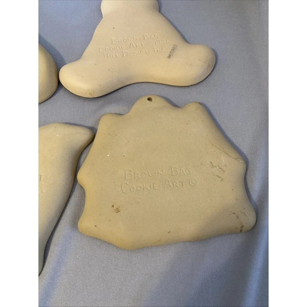 Lot of 4 Vintage Cookie Molds Brown Bag Cat Cow House Raggedy Ann Andy Baking